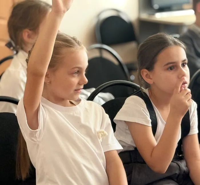 WadXbUTv8iEuEOyiunSFz41SGrS9YacRLyLMQeuAi9XbcDco1-CY9NxpXYAl53pVgHeTkZzd_OU1yyBZUU504VJ4